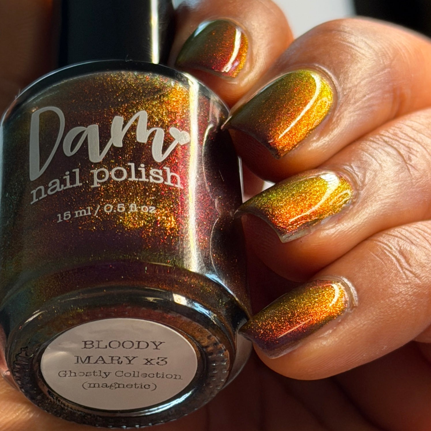 BLOODY MARY x3 (Magnetic)