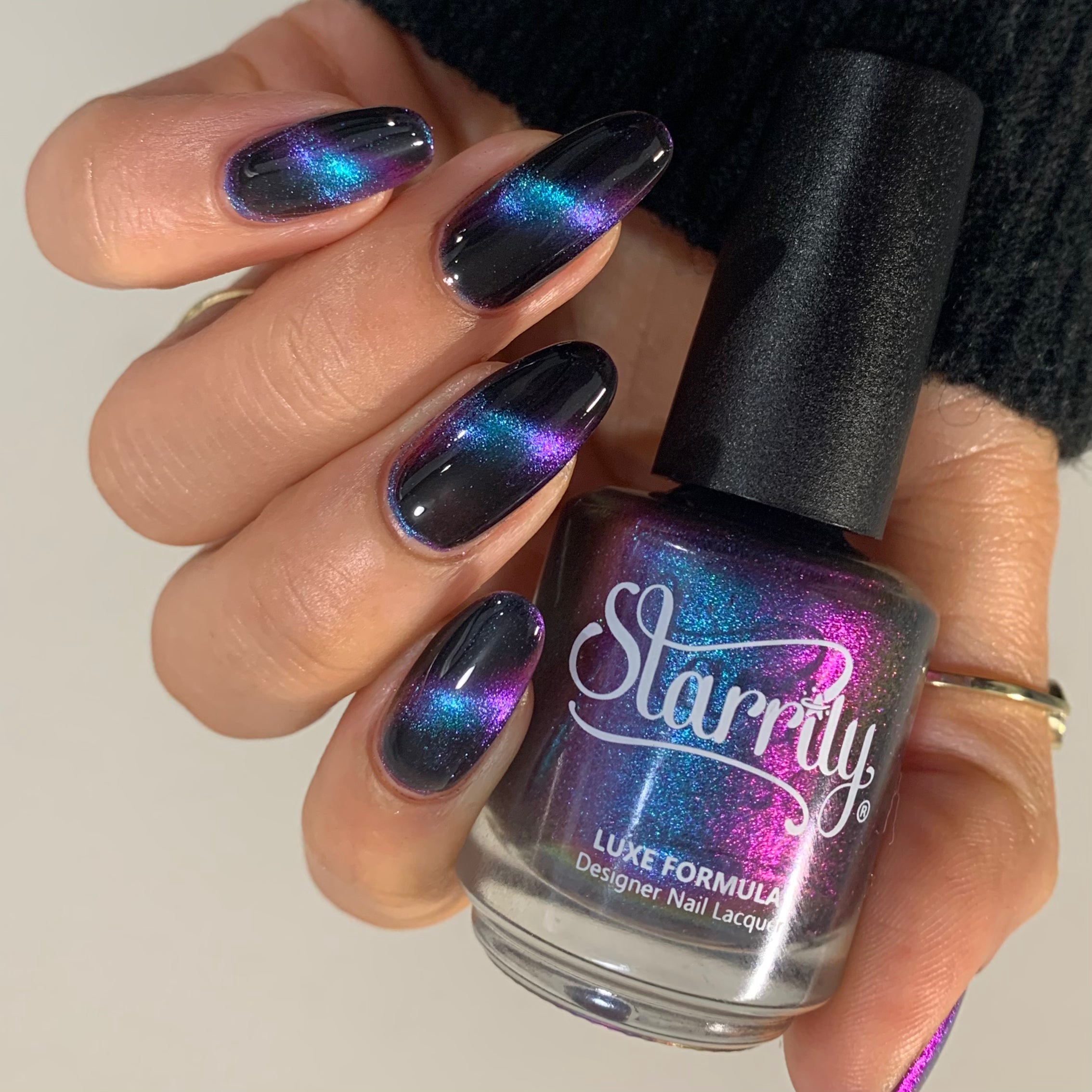 Starrily - Love Spell - Hera Nail Polish