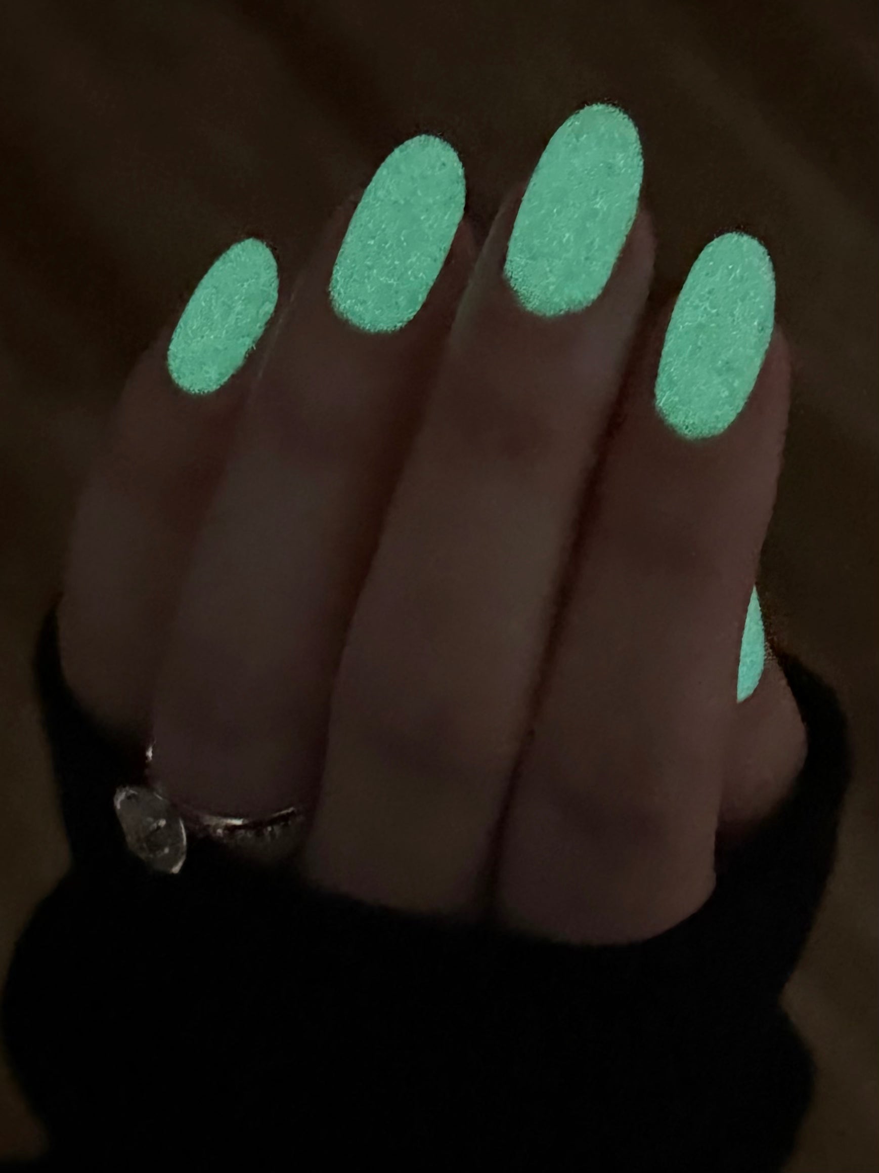 Wispy Wisteria (Glow in the Dark)