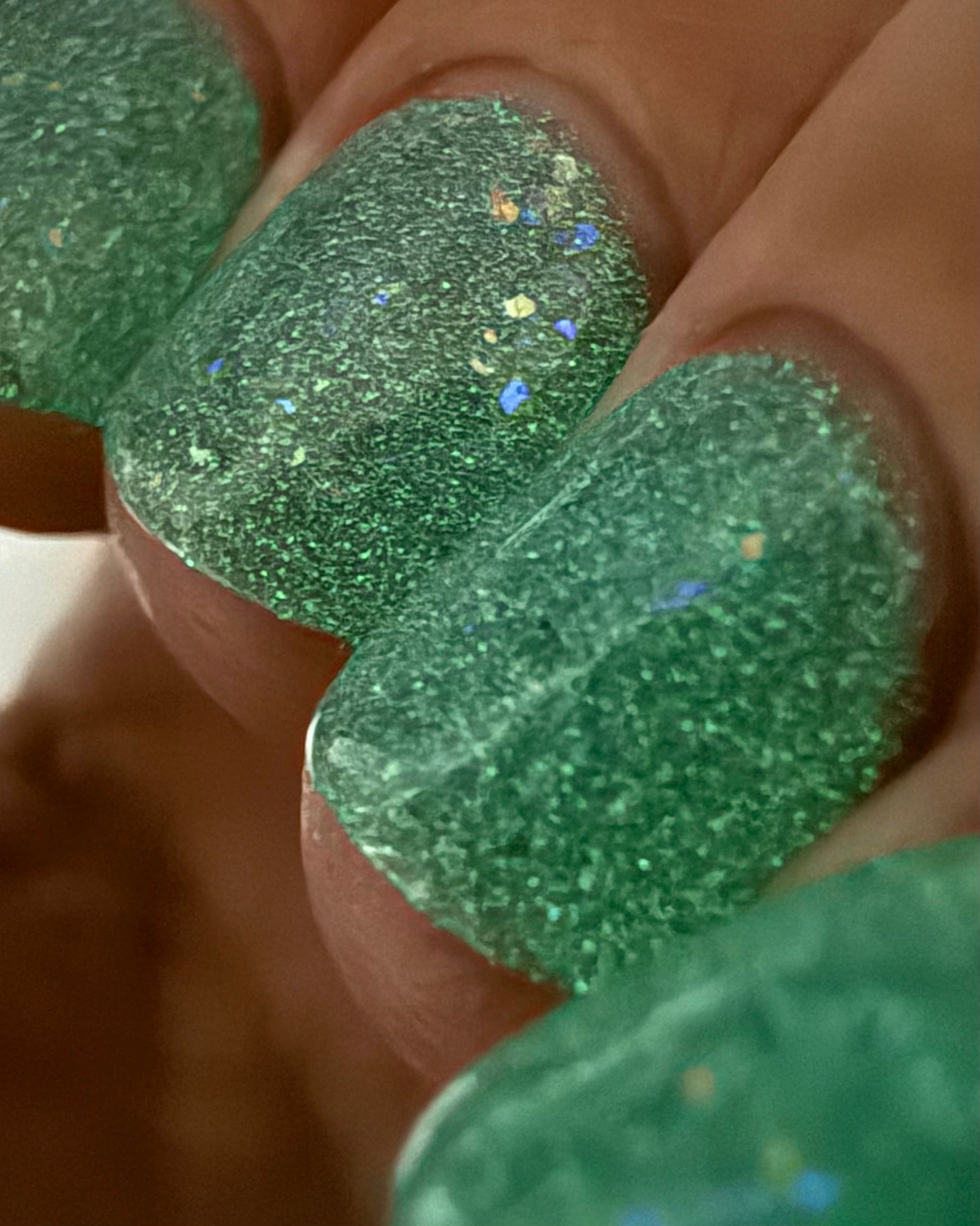 Wispy Wisteria (Glow in the Dark)