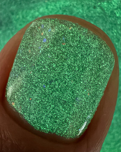 Wispy Wisteria (Glow in the Dark)