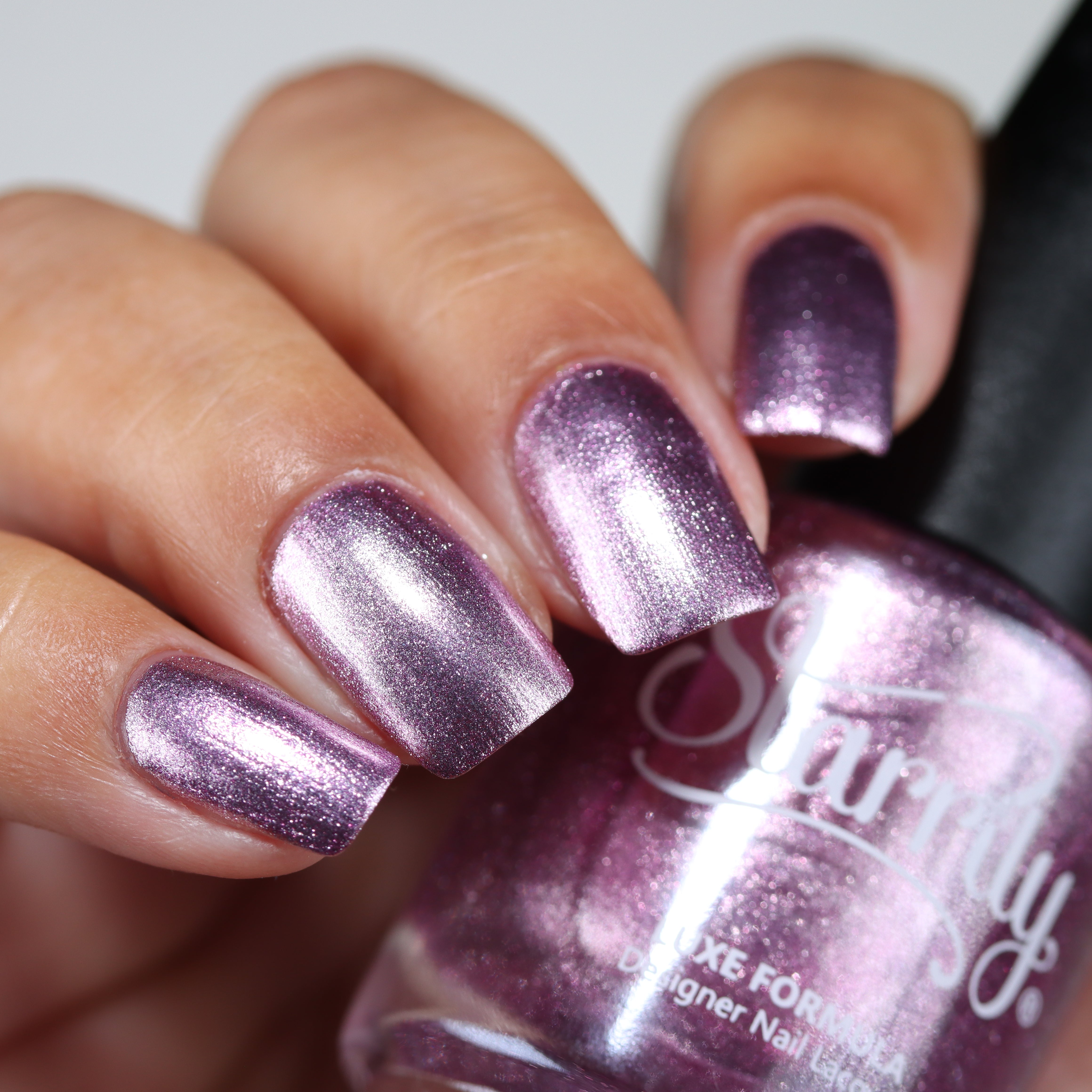 Quartz Crystal (Magnetic)