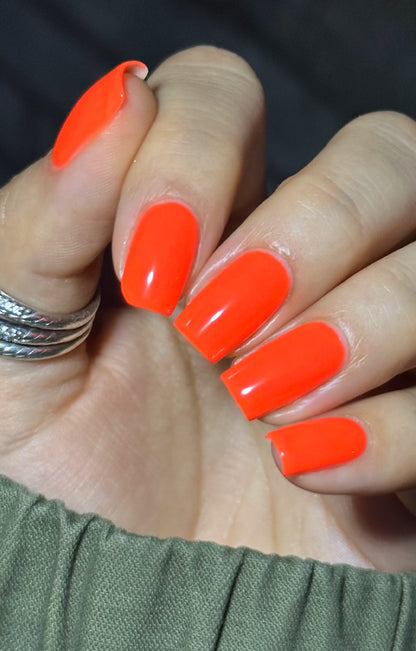 Neon (NE) Nail Polish