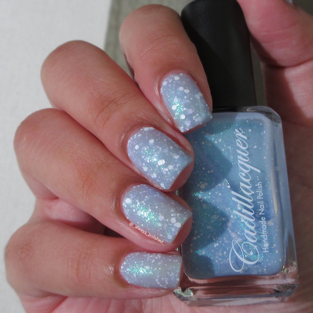 Close-up Cadillacquer Spotted Glass Frog pastel blue jelly with matte white glitter