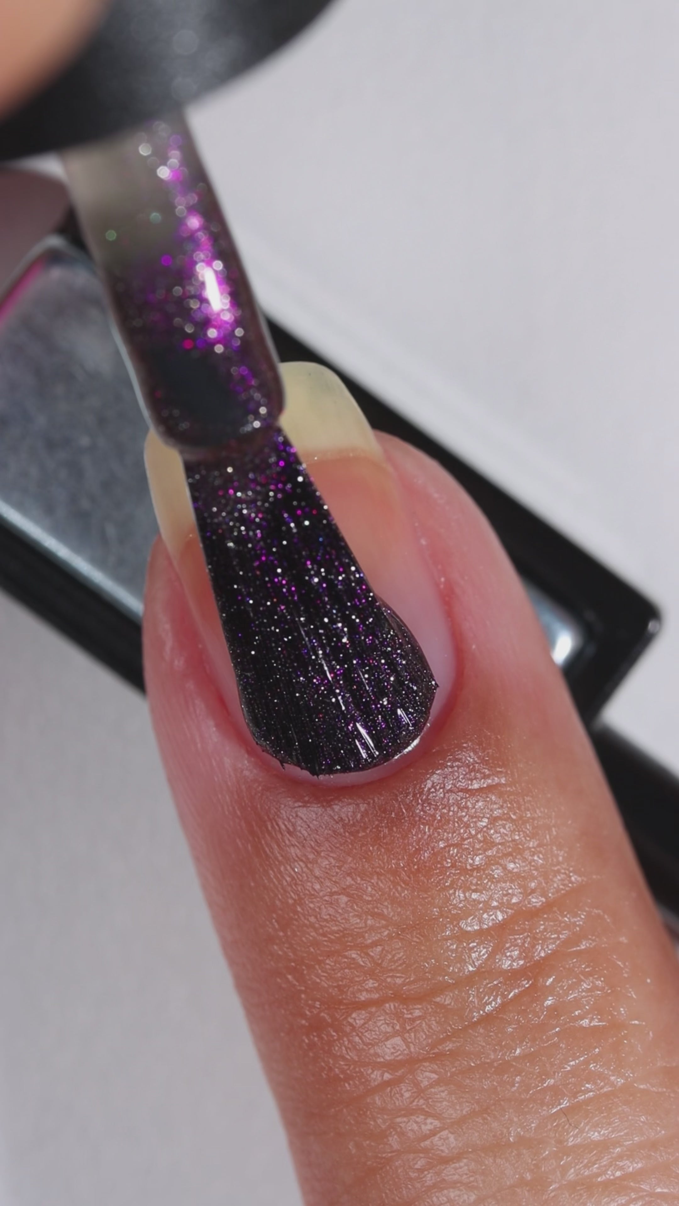 Hourglass (Magnetic)