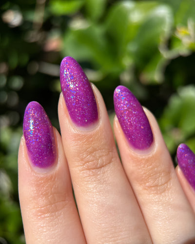 Wispy Wisteria (Glow in the Dark)