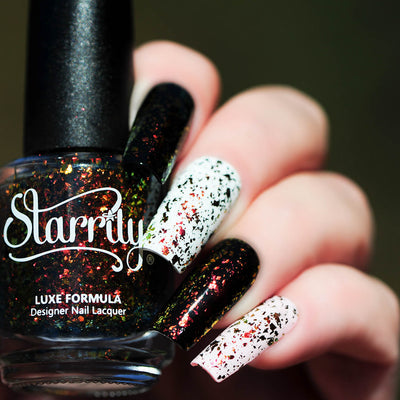 Crunchy Leaves by Starrily, gold-green multichrome flakie topper showing large discrete orange-to-green flakie shards over black and white contrasting bases, layering demo