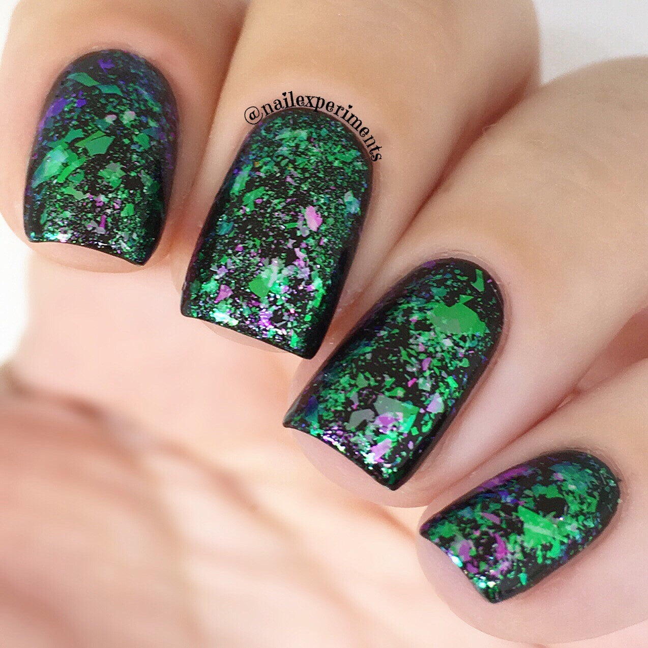 NailStuff - Goblin Iridescent Nail Flakes