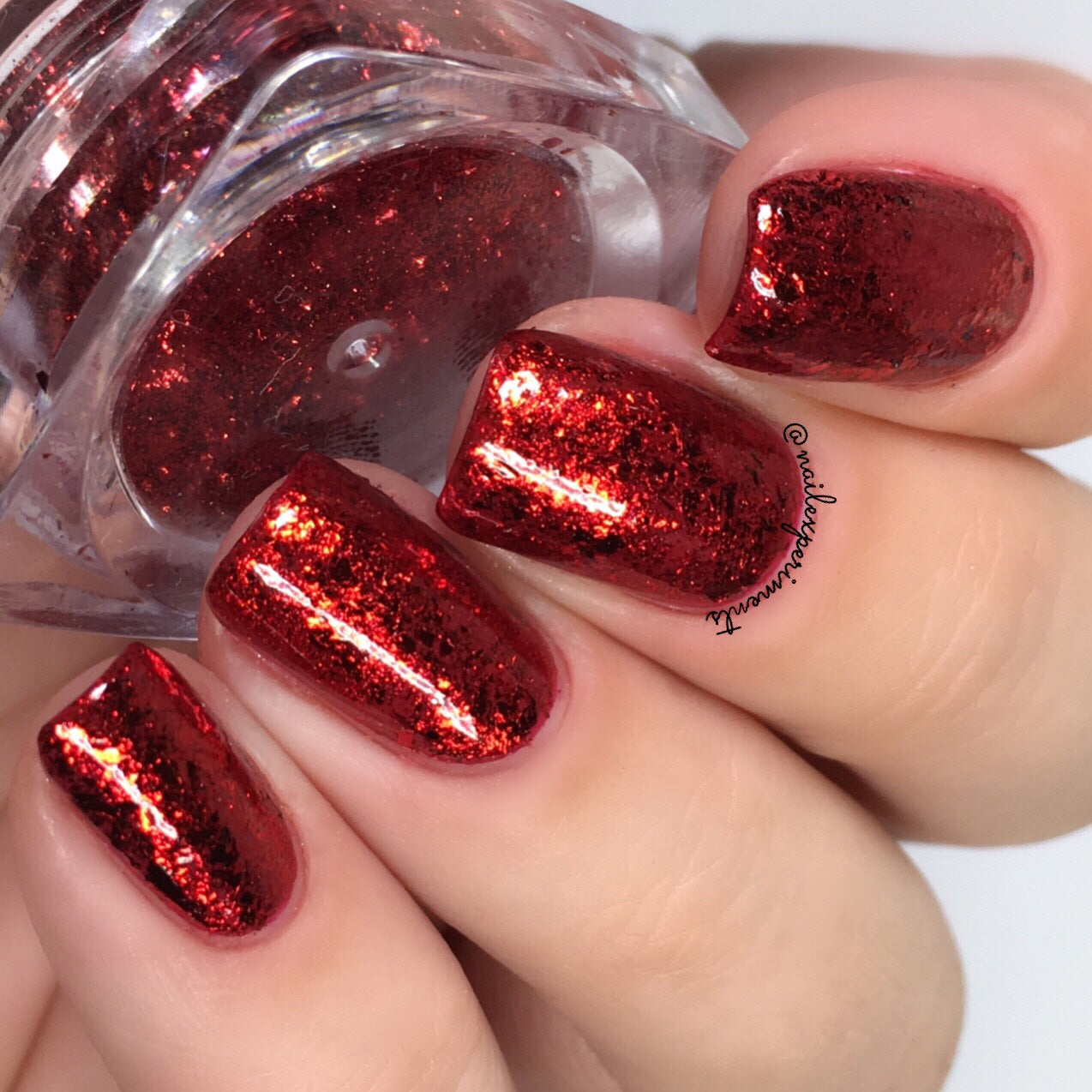 NailStuff - Red Metallic Foil Flakes